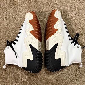 CONVERSE RUN STAR MOTION WHITE/SIZE 10.5 MENS/SUPREME DECORATIVE PLATE